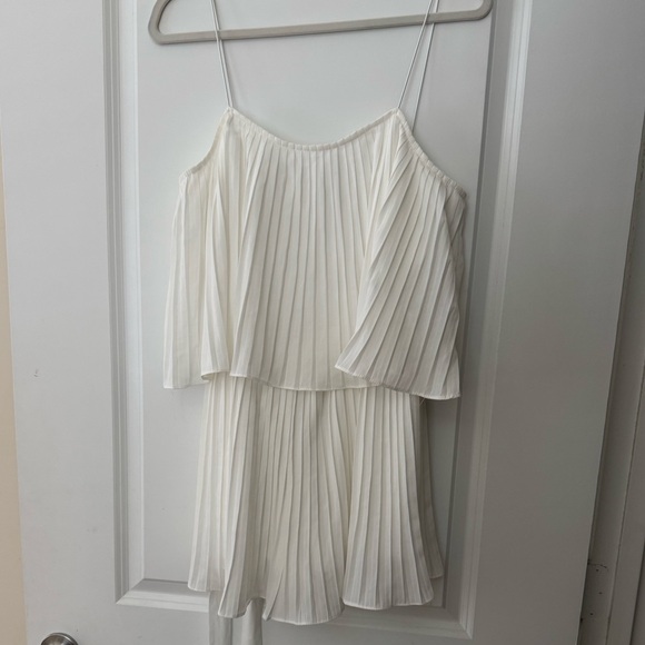Pleated Chiffon Romper M - Picture 2 of 5